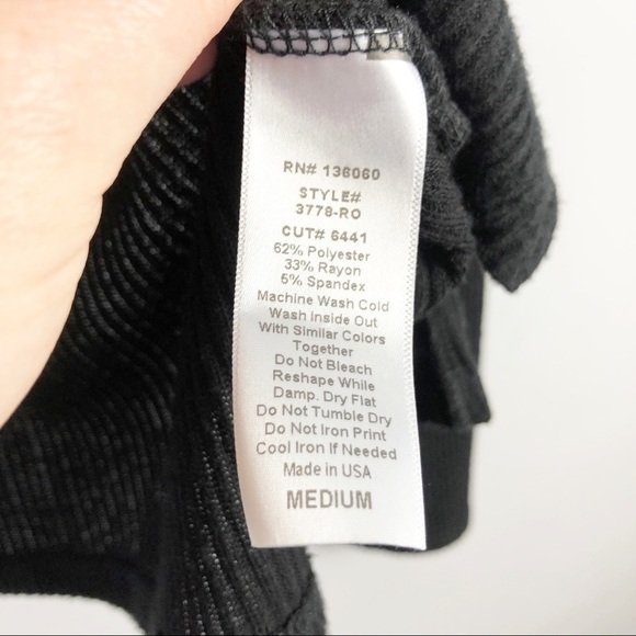 Project Social T Cold Shoulder Sweater Black Casual Winter Fall - Picture 7 of 7